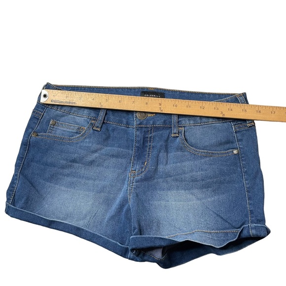 Celebrity Pink short shorts size 7/28 - Picture 8 of 9